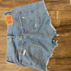 Levi’s denim shorts